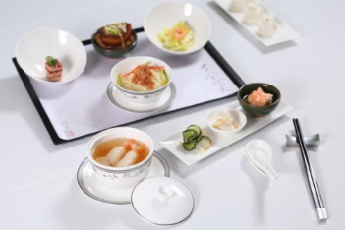 新加坡航空公司打造全新“食全时美”机上中式餐食概念
